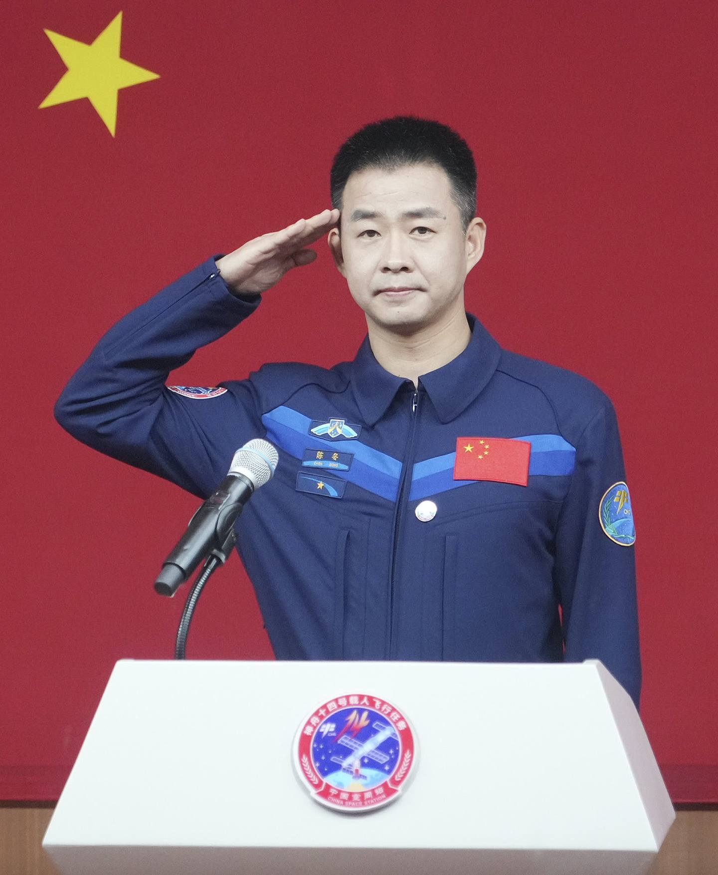 陈冬是首个担任指令长的第二批航天员。 （新华社）