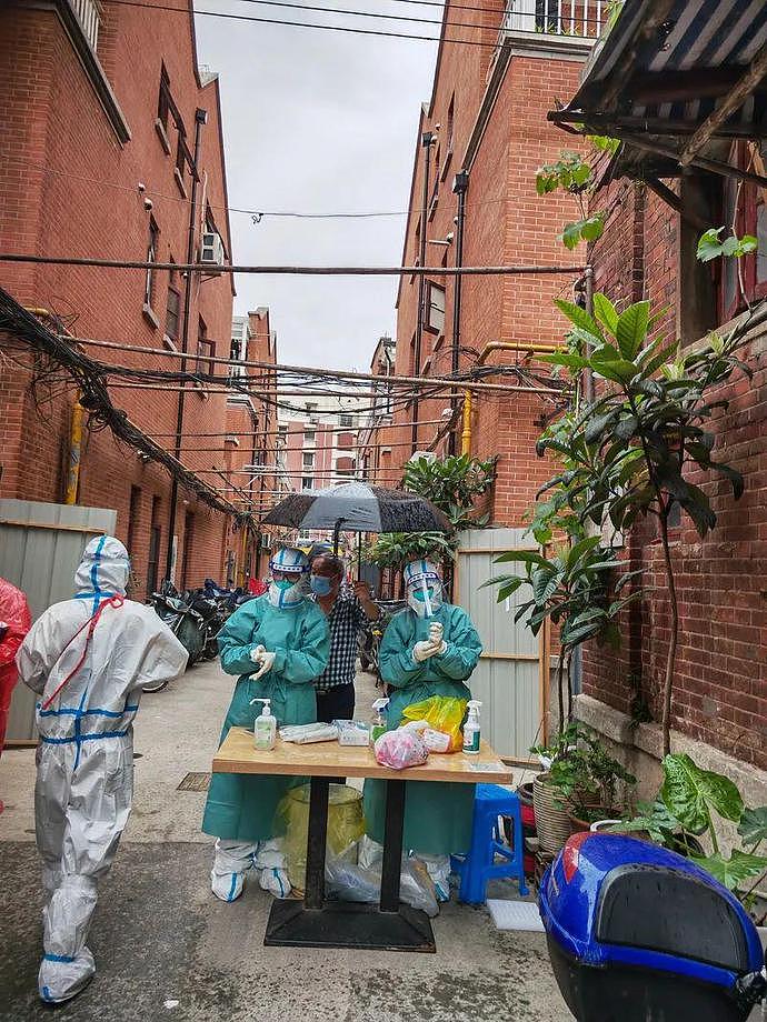 上海这个居民区近一半人感染，刚开始天天骂居委的居民，后来却说…（组图） - 2