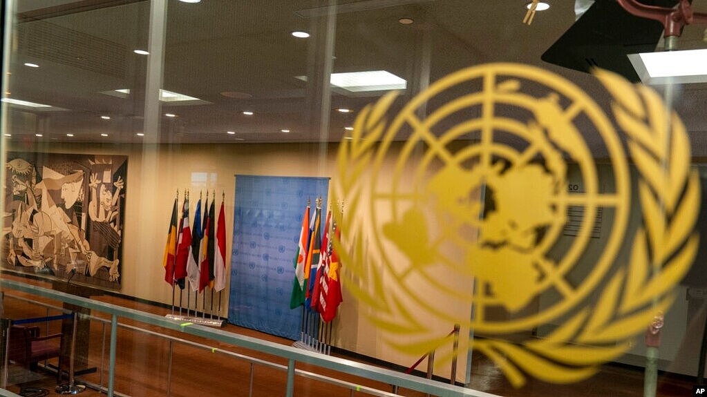 资料照片：联合国大会第75届会议的媒体守候区。(2020年9月23日)