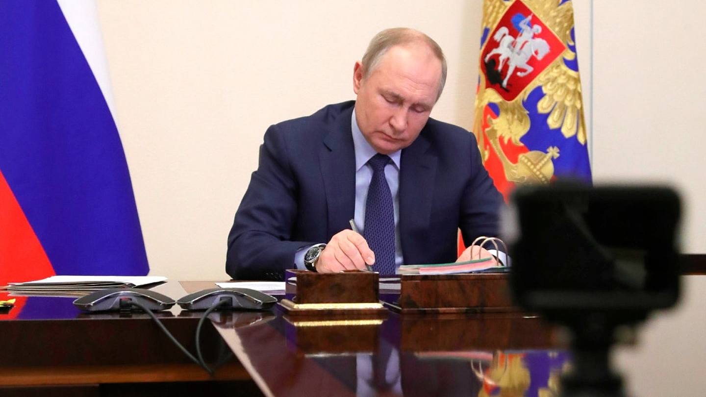 俄羅斯總統普京宣佈，4月1日起非友好國家公司應當先在俄羅斯銀行開設盧布賬號，再經由此賬號支付所購買的俄羅斯天然氣。