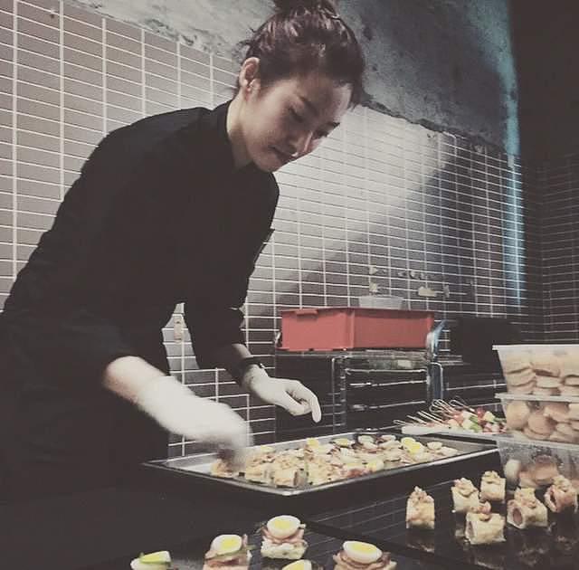国际华裔小姐冠军转行当厨师，被曝在知名酒店任职，师从法国名厨（组图） - 14