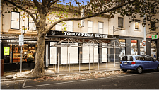 澳内城区著名披萨店出租，中介称已接到许多咨询（组图）