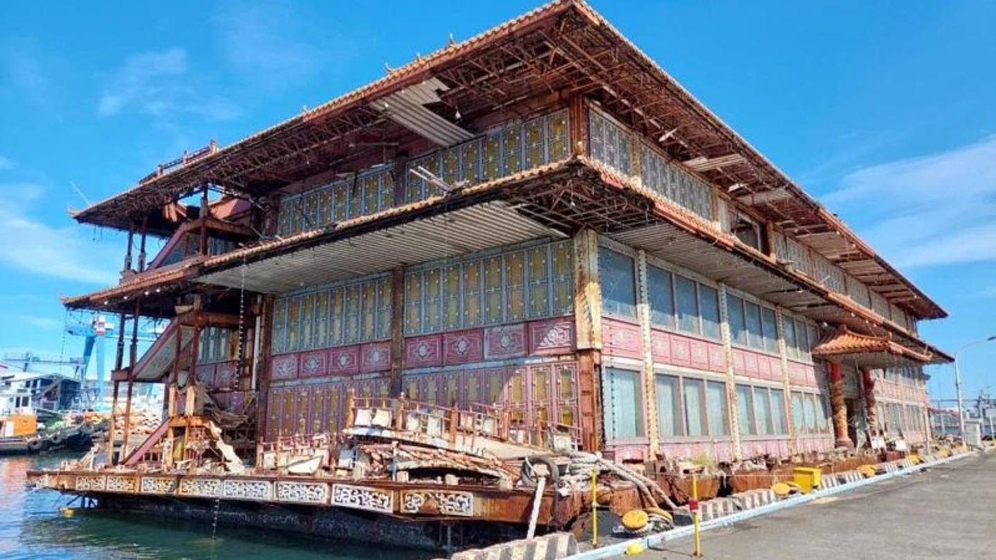 8亿造价台版「珍宝海鲜舫」开业不到1年即倒闭荒废21年将清拆