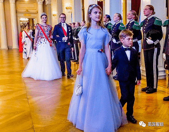 欧洲最美女王会是她？瑞典10岁公主颜值爆表，和弟弟齐出镜超萌（组图） - 3
