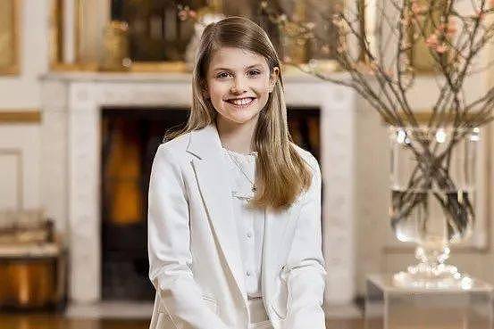 欧洲最美女王会是她？瑞典10岁公主颜值爆表，和弟弟齐出镜超萌（组图） - 61