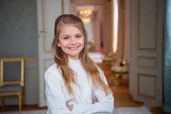 欧洲最美女王会是她？瑞典10岁公主颜值爆表，和弟弟齐出镜超萌（组图） - 63