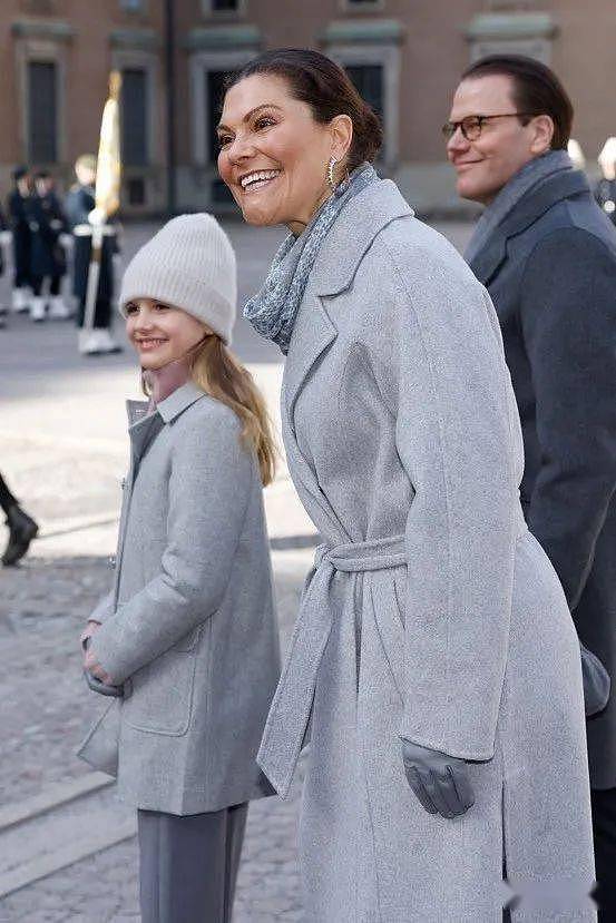欧洲最美女王会是她？瑞典10岁公主颜值爆表，和弟弟齐出镜超萌（组图） - 72