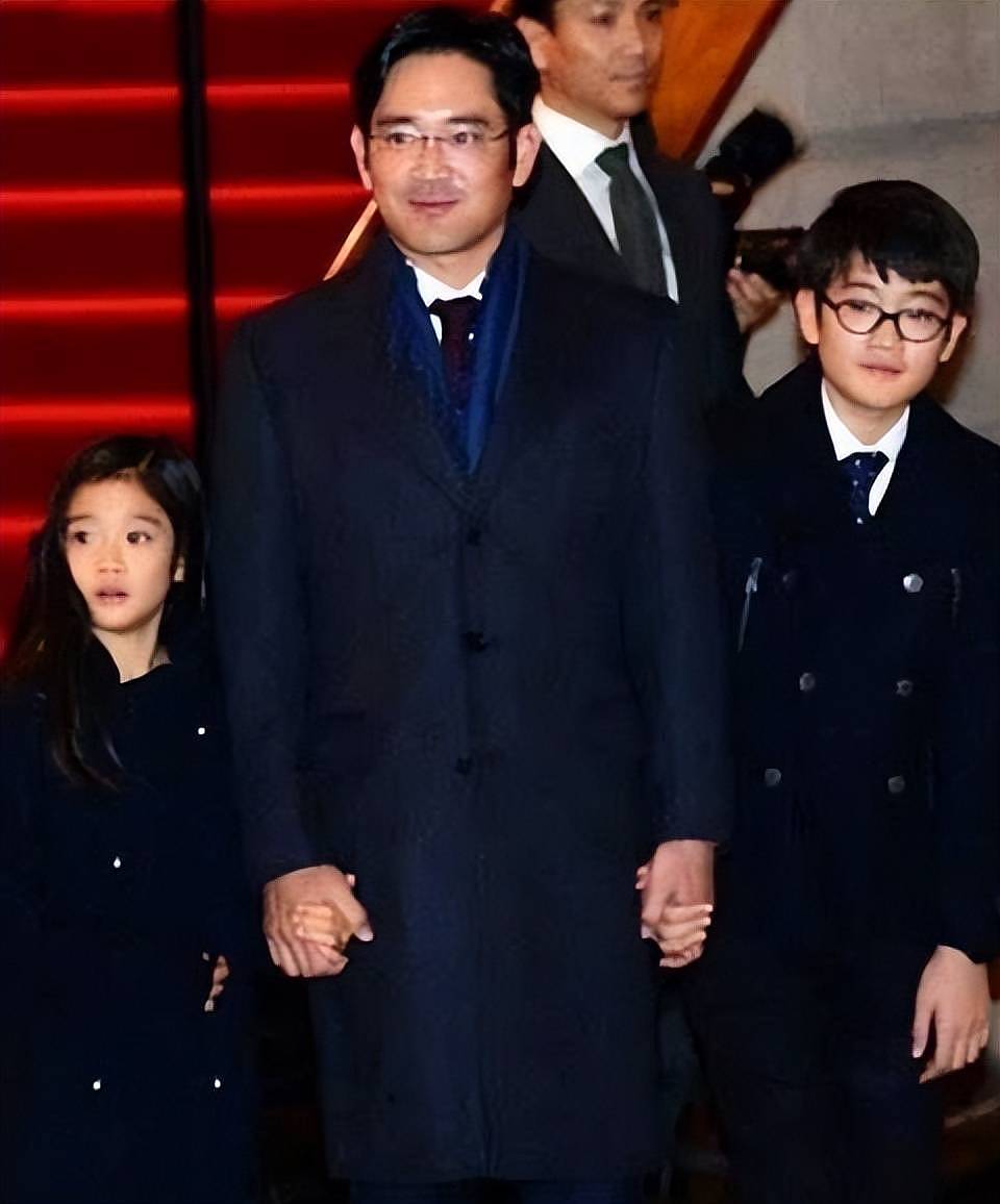 韩国第二财阀长女结婚，三星最小继承人到场，穿万元短裙引热议 （组图） - 20