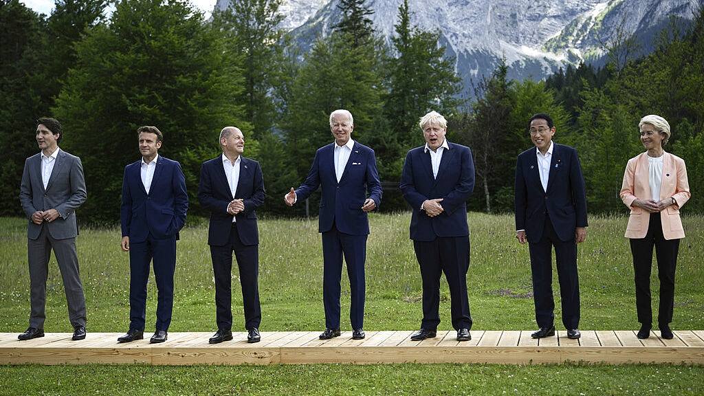 G7峰会｜黄金禁令石油限价西方还有什么工具「压箱底」？