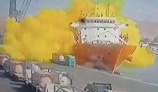 繁华港口化学爆炸，14死265伤！满天剧毒黄烟，大使馆证实中国人受害（视频/组图）