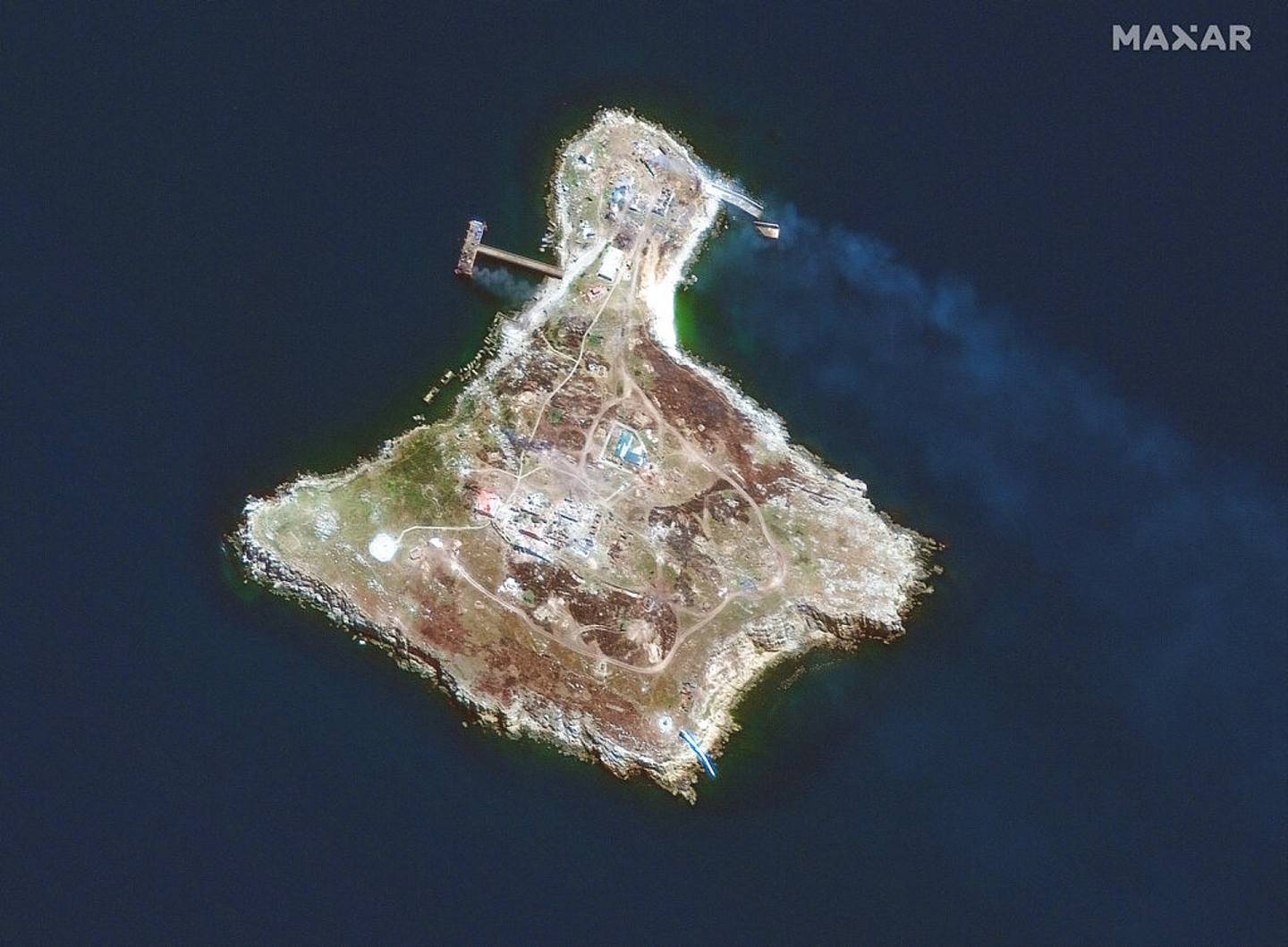 Maxar Technologies 的图片展示了2022 年6 月30日黑海蛇岛的概况。 （卫星图片©2022 Maxar Technologies／美联社）