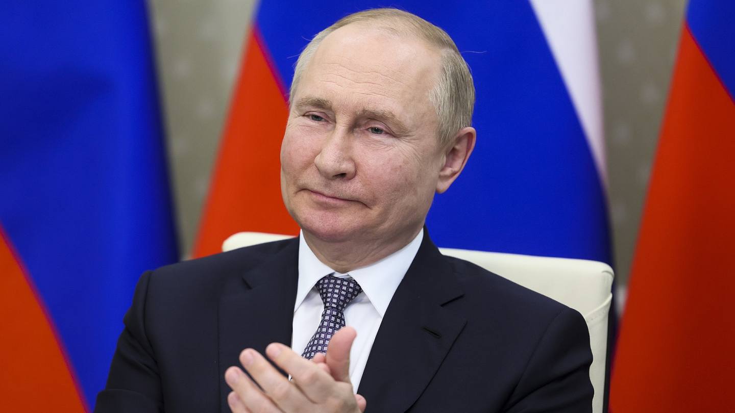 普京：图为2022年6月24日，俄罗斯总统普京以视像形式，参加金砖国家工商论坛。 （AP）