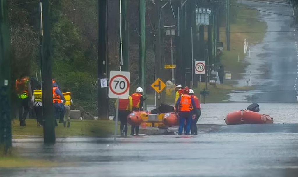 洪水再次来袭，悉尼3万人被迫撤离！23地进入自然灾害状态，当地居民能领救灾补贴（组图） - 4