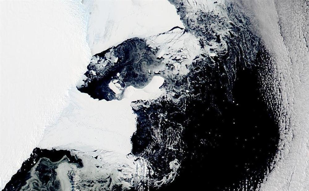 全球热浪侵袭冰川：南极冰架坍塌、北极冰化了四成（组图） - 4