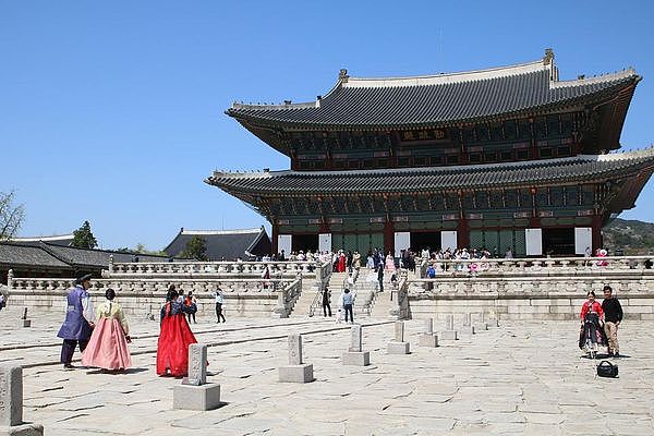 ▲▼首尔是韩国的经济、科技、文化中心，也是朝鲜半岛人口最多的城市。 （图／载自pixabay）
