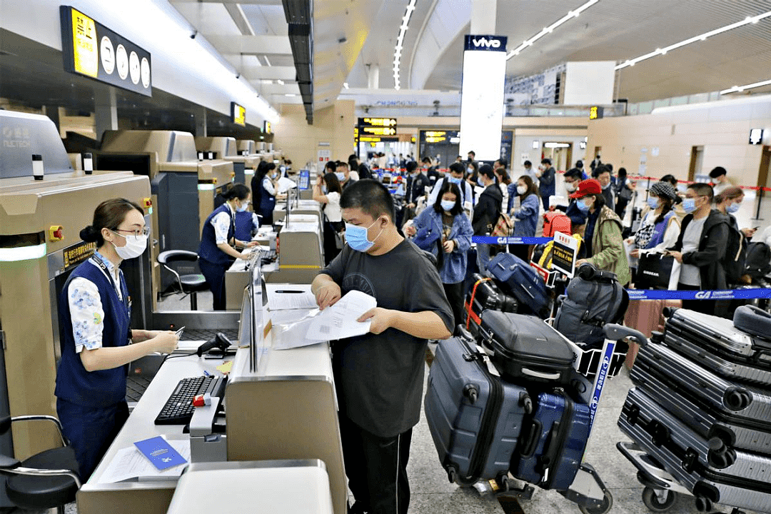 考虑留学生回国需求，民航局官宣增加国际航班数量