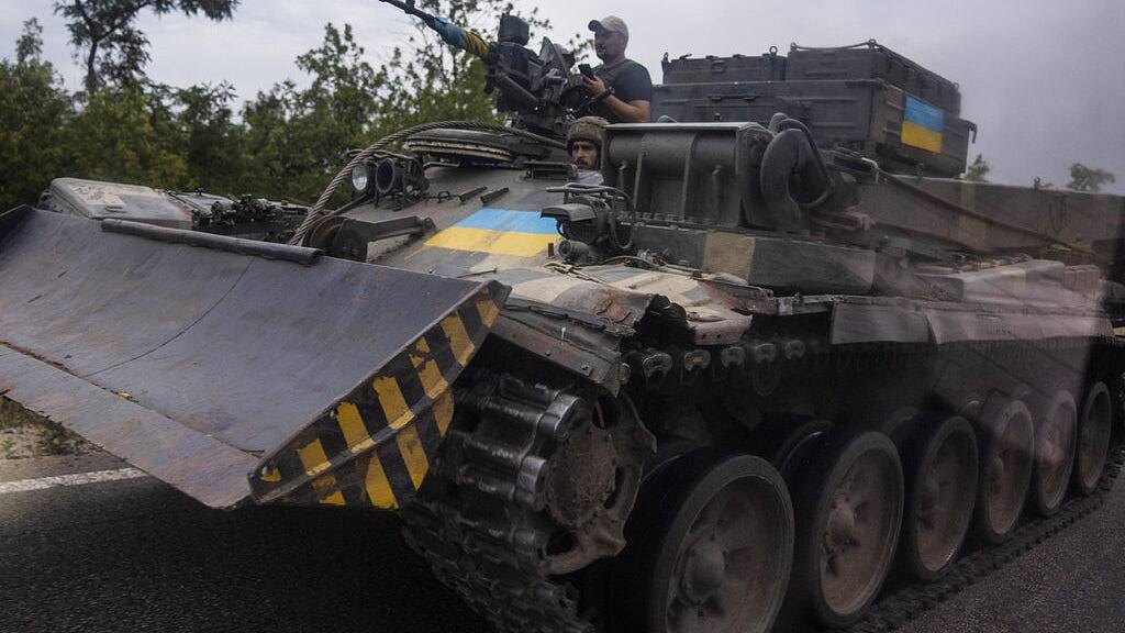 乌克兰｜乌军拟以美制火箭炮袭克里米亚俄警告基辅将迎审判日