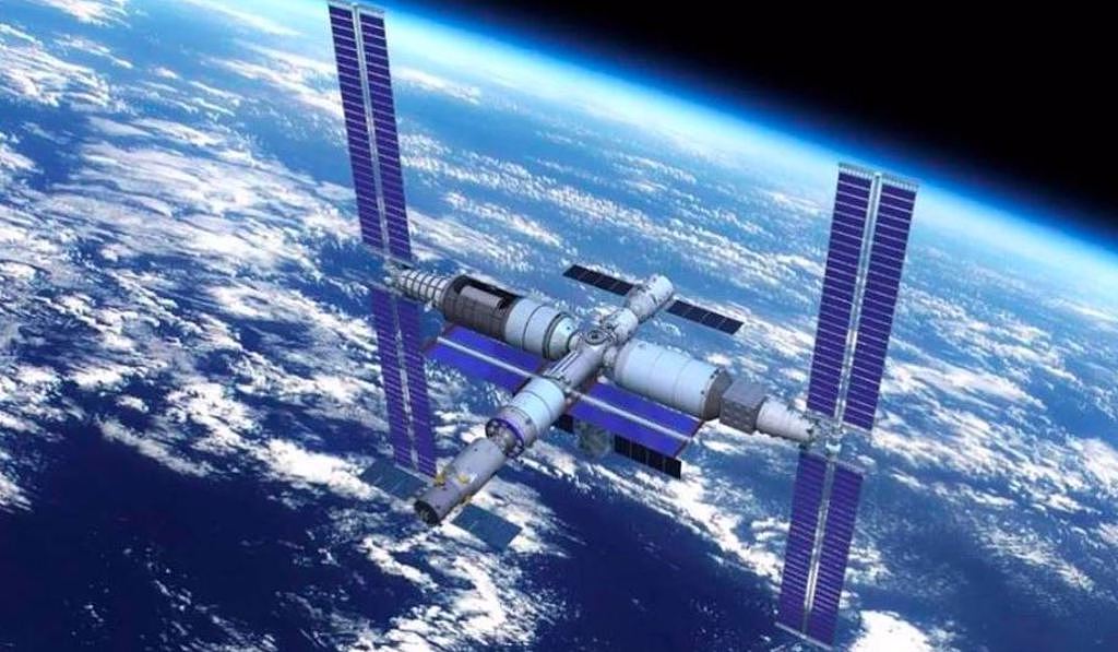 中国太空站总体构型是3个舱段，包括天和核心舱、问天实验舱和梦天实验舱，整体呈T 字构型。 （澎湃新闻）