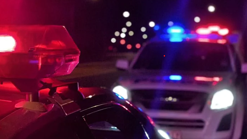 时速飙至170！墨尔本警方凌晨追捕两辆被盗汽车，10名青少年被捕（组图） - 2