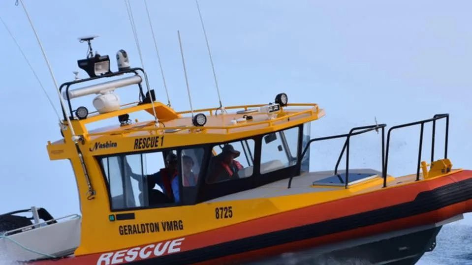 中国公民在西澳海岸落水，失踪14小时后成功获救！另一珀斯男子仍在搜寻中（组图） - 2
