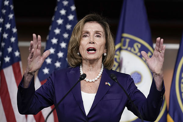 ▲▼美国众议院议长裴洛西（Nancy Pelosi）出访前举行的例行记者会。 （图／达志影像／美联社）