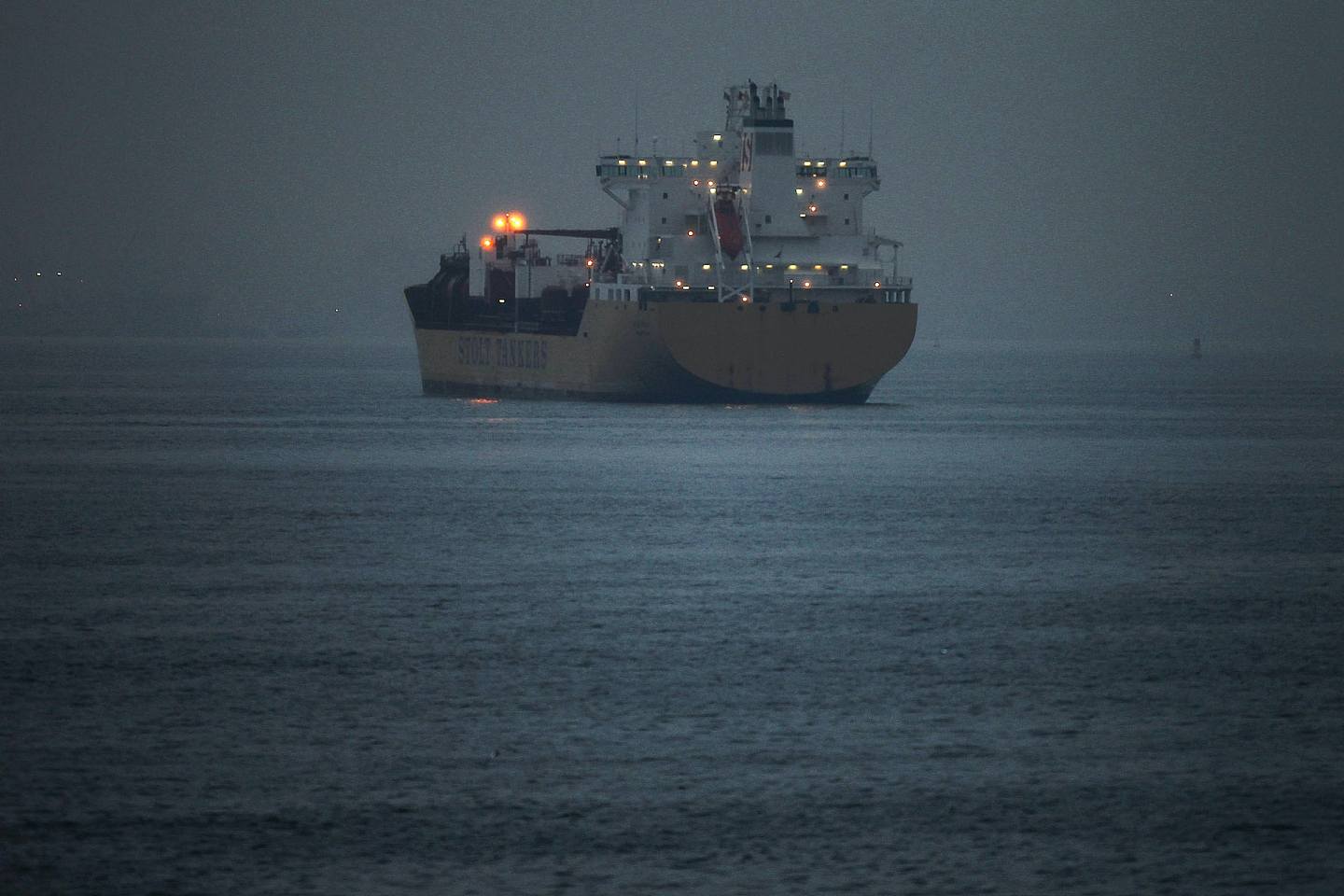 有船公司指出，部份货船经已避走台湾海峡。 (Getty)