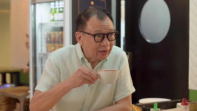 73岁许绍雄已拿新加坡绿卡，叹过程不易，和爱女国外住豪宅开饭馆（组图） - 9
