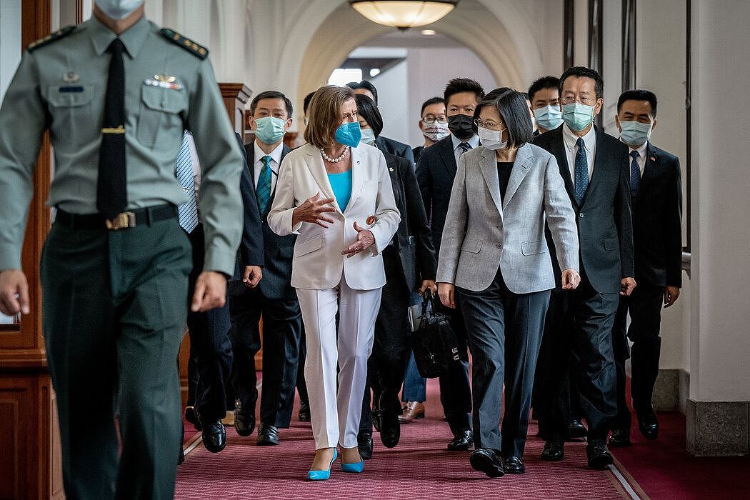 美国众议院议长佩洛西与蔡英文在台北。 佩洛西的访问也许会成为主要国家的资深立法者对台湾进行例行访问的范例。