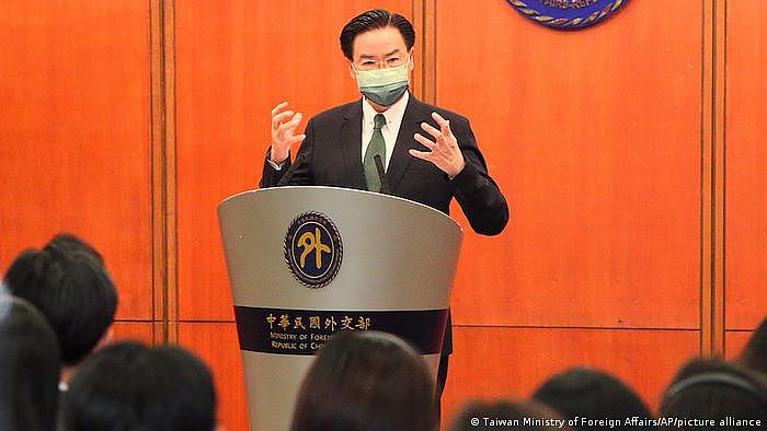 台湾外交部长吴钊燮已经在2021年12月被中国制裁（资料照）