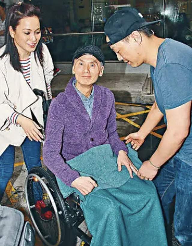 66岁功夫巨星回TVB，情绪失控当场痛哭，被妻儿卷走财产住养老院（组图） - 4