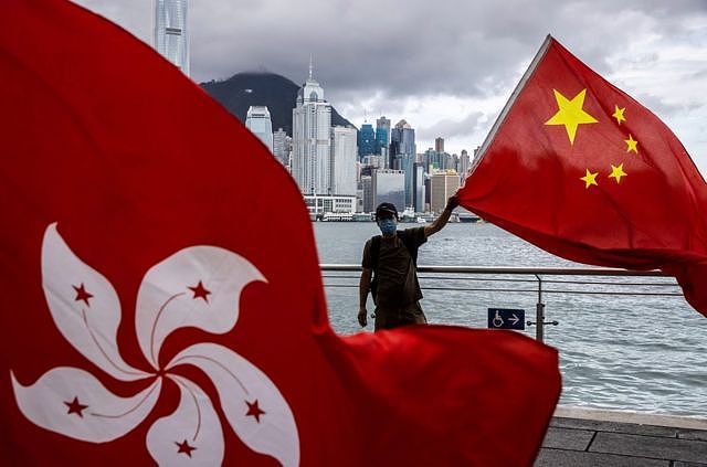 中国国旗和香港特别行政区区旗