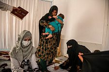 “一切都没了”：塔利班统治一年后，阿富汗社会“开倒车”（组图）