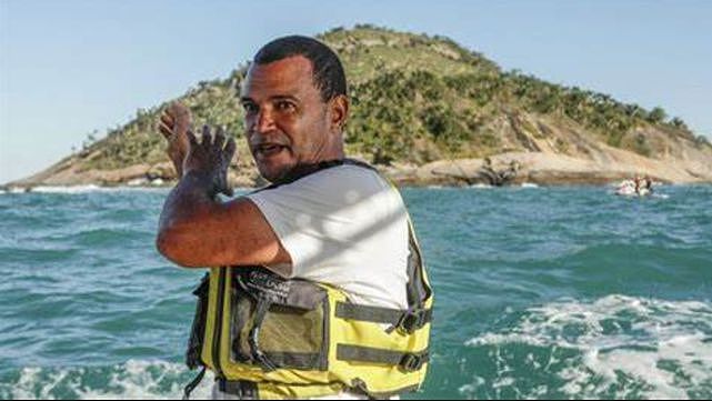 51岁巴西男子意外被海浪冲到孤岛上，靠两个柠檬和木炭存活了5天（组图） - 8