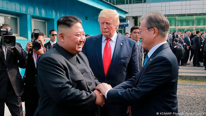 Nordkorea | Kim Jong-Un trifft MoonJea-In und Donald Trump 2019