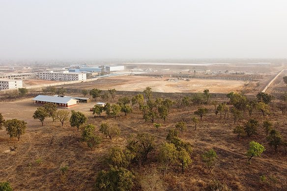 加纳北部陕西矿业设施的鸟瞰图。