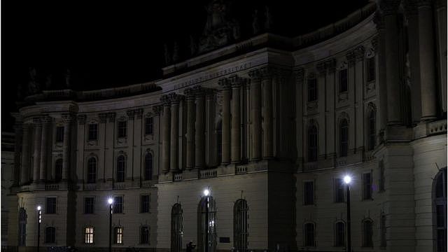 柏林旧宫--夏洛滕堡宫停止照明