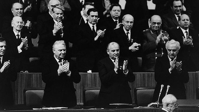 戈尔巴乔夫在1986年苏共第二十七次代表大会上。