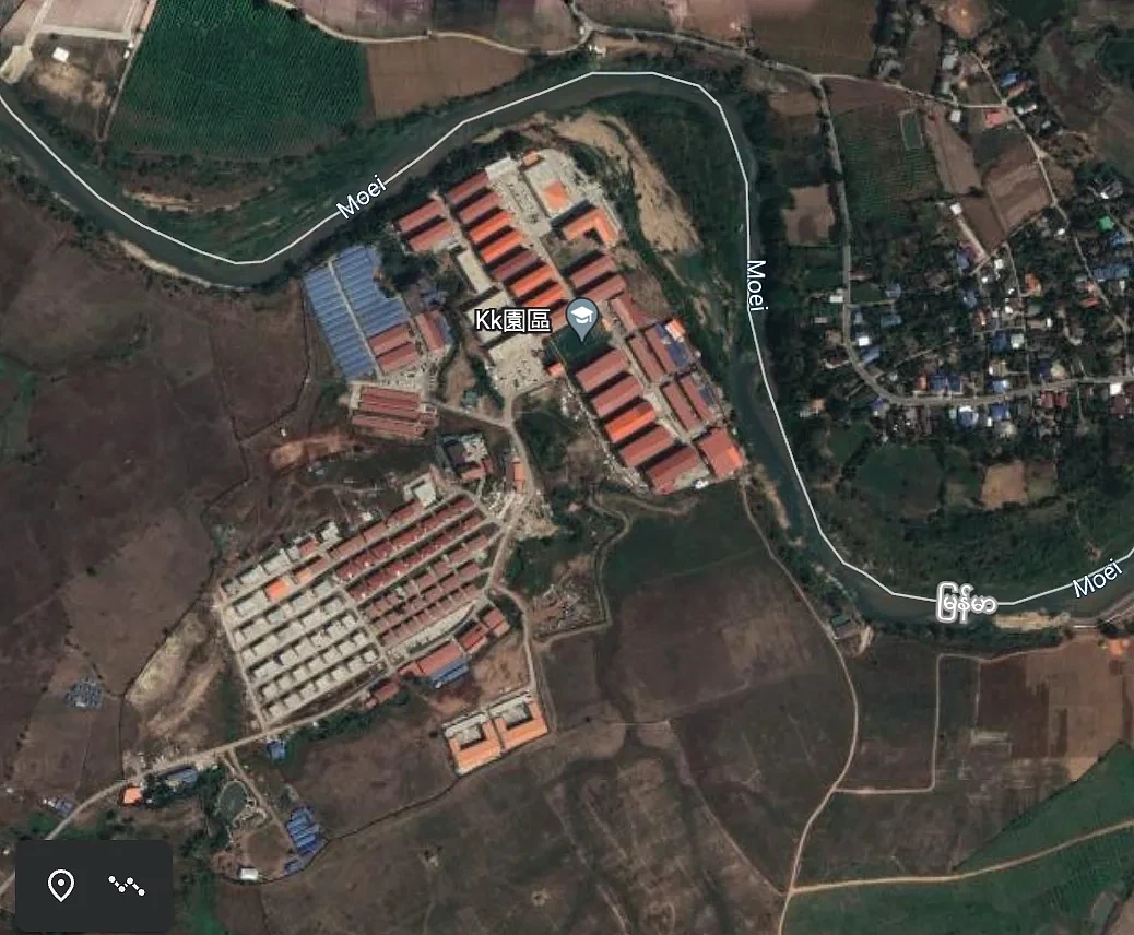 ◆缅甸妙瓦底KK园区俯视图。据说围墙高4米。河对岸为泰国。来源：Google Earth