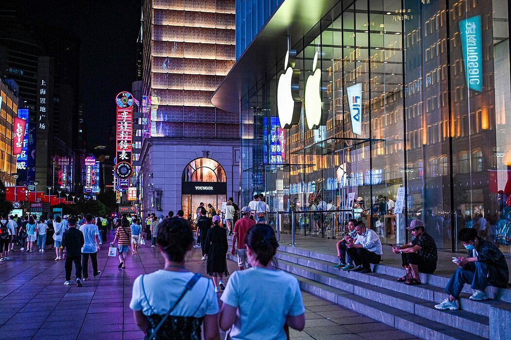 上海的一家苹果专卖店。 Apple Watch和部分iPad的生产已从中国转移到越南。