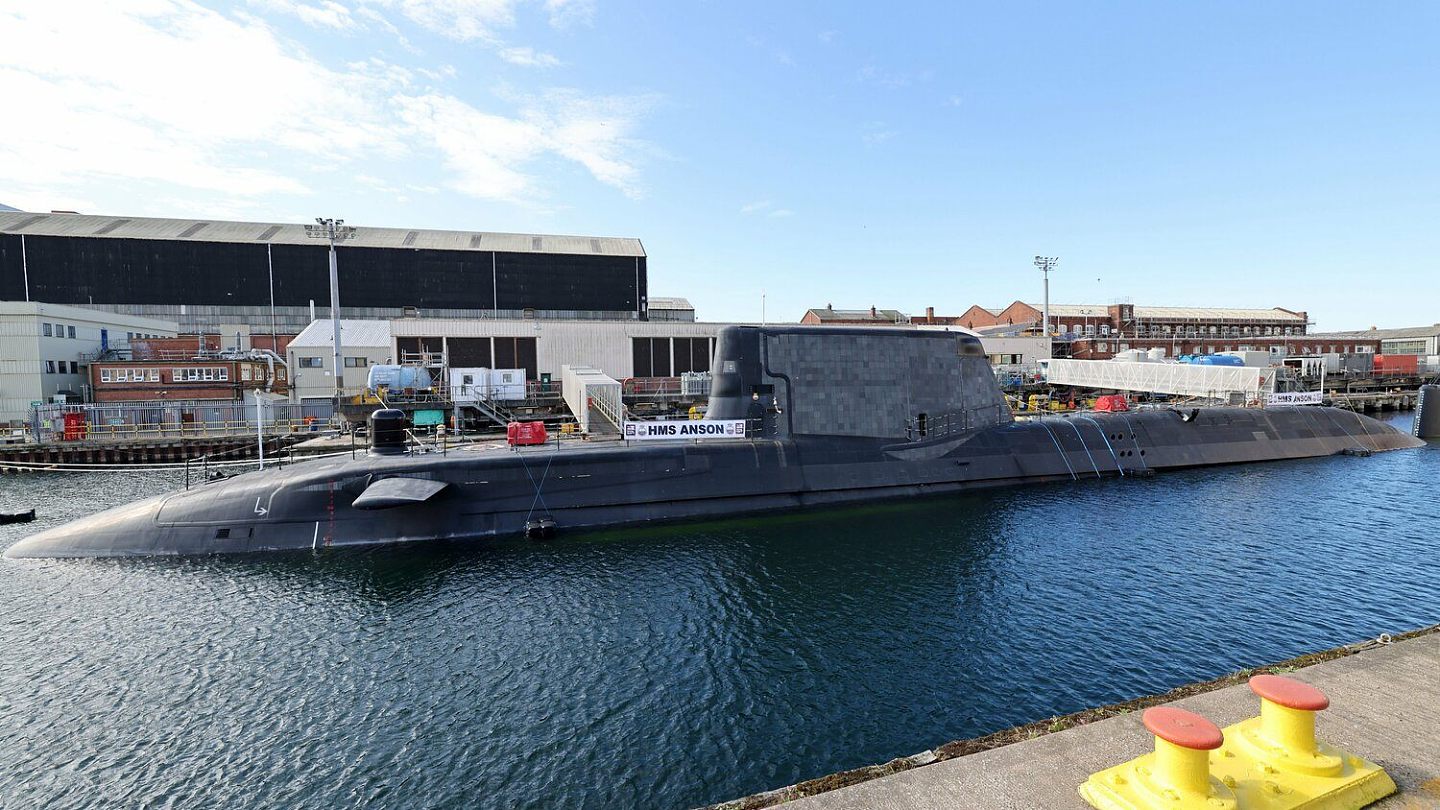 英国皇家海军机敏级核动力攻击潜舰第5号鉴「安森号」8/31 正式启用，依据AUKUS协议，澳洲皇家海军预计很快将会登上该舰接受训练。 图: 翻摄自Royal Navy 推特