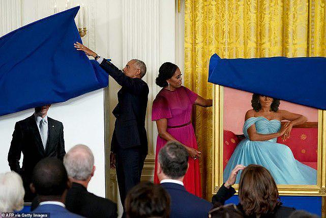 奥巴马夫妇回白宫，迎来等待许久的肖像揭幕仪式，曾遭特朗普拒绝（组图） - 2