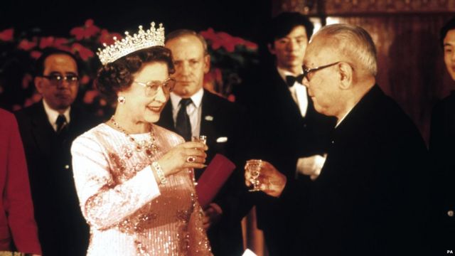 1986年10月13日，英国女王伊丽莎白二世访华