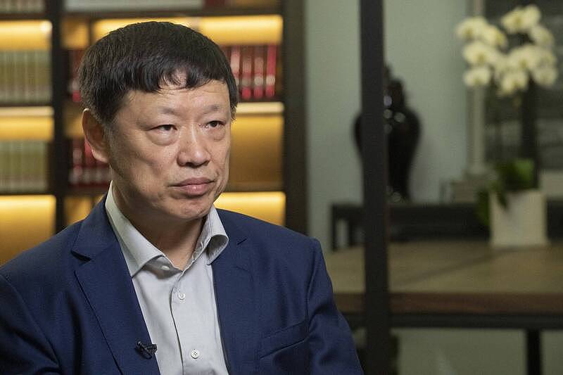 中國環球時報前總編輯胡錫進稍早在推特發文表示，北京對裴洛西的訪台行動，製定了一系列反制措施，包括採取軍事行動。（彭博資料照）