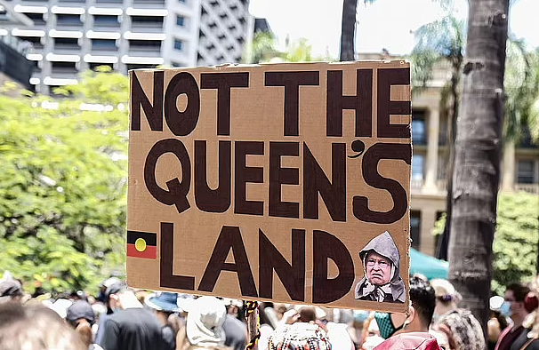 不满英女王殖民统治，原住民将在全澳悼念日组织游行示威（组图） - 3