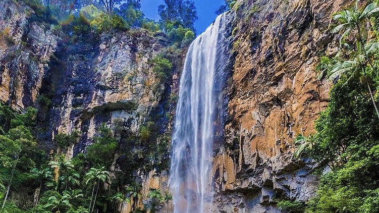 澳洲热门瀑布景区发生事故，维州男子失足坠崖25米不幸身亡！女儿试图施救无果（组图） - 2