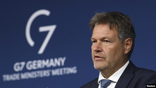 2022年9月15日，德国经济部长哈贝克在七国集团贸易部长会议后对媒体发表讲话。（路透社）