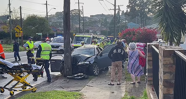悉尼华人区发生惨烈车祸！4名青少年重伤送医，肇事车辆严重受损，现场一片狼藉（视频/组图） - 6