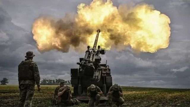 乌克兰军队则表示，他们在过去 6 天内在哈尔科夫东北部地区夺回了 8,000 多平方公里的领土。