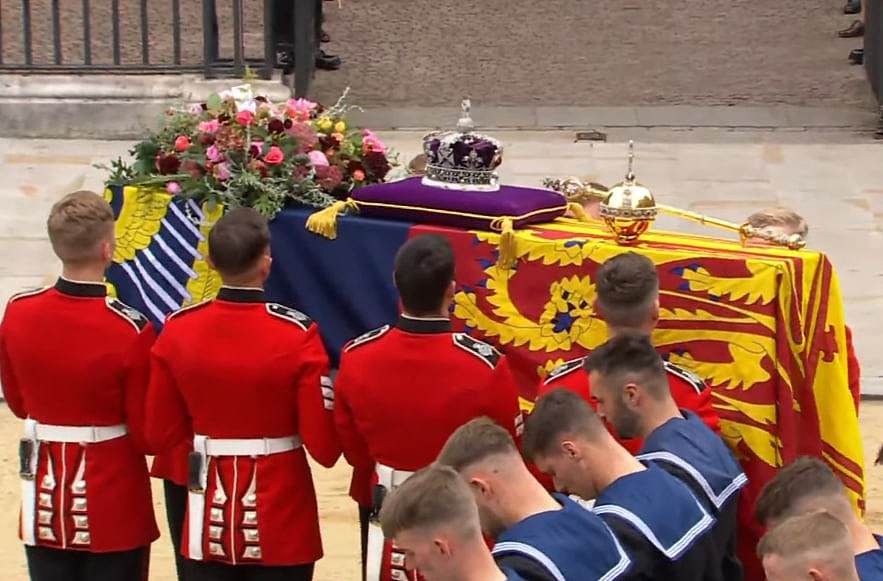 【全程直播】英女王国葬全球数百位元首出席，数以万计民众夹道送别（视频/组图） - 52