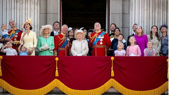 2019年，英国王室成员聚集在白金汉宫为女王伊丽莎白二世祝寿
